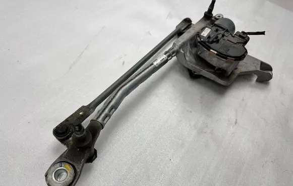 Audi Q7 4M Front wiper linkage and motor 4M1955119 4M1955119A