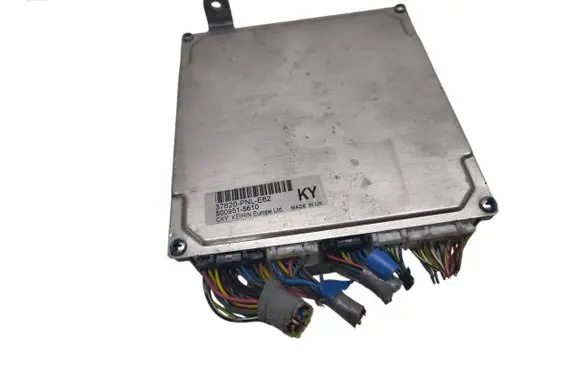 Honda CR-V Engine control unit/module ECU 37820PNLE62 5009515610