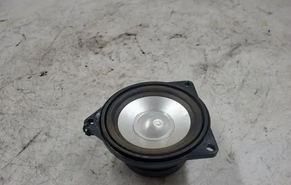 BMW 5 E60 E61 Front door speaker 6930003