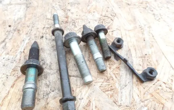 Other engine part