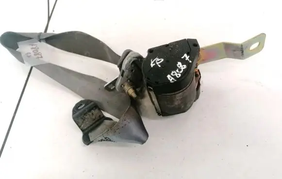 Renault Laguna I Front seatbelt 829113H