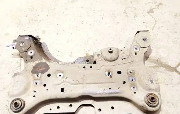 Renault Laguna III Front subframe