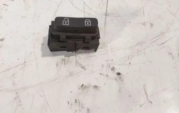 Volvo S80 Central locking switch button 30710475