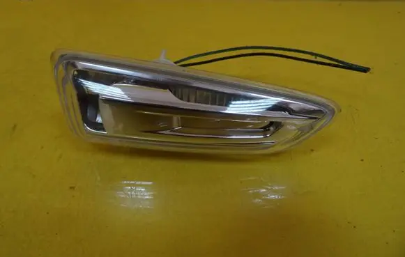 Opel Astra H Front fender indicator light 13491089