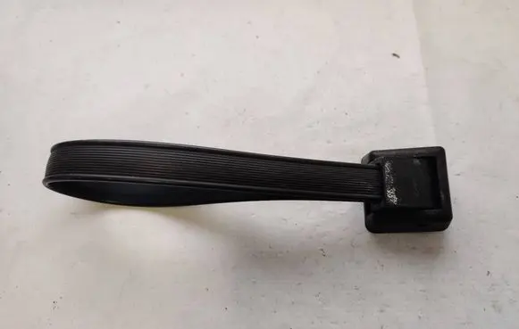 Volkswagen Caddy Tailgate trunk handle 7D0829621