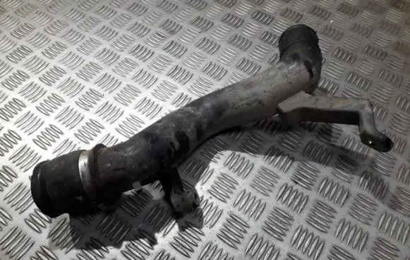 Toyota Avensis T220 Intercooler hose/pipe