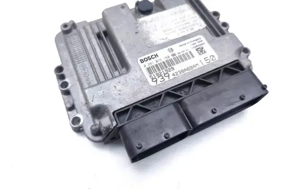 Alfa Romeo 159 Engine control unit/module 51821929 0281015160