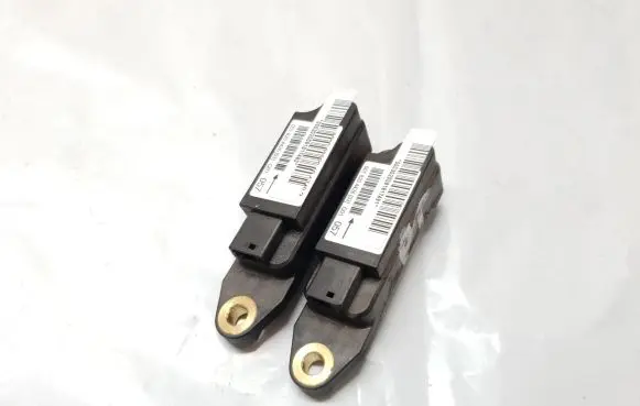 Mercedes-Benz C W203 Airbag deployment crash/impact sensor 0018204426
