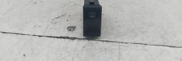 Windscreen/window heater switch