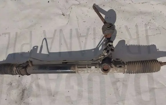 Hyundai Genesis Steering rack 577002M001
