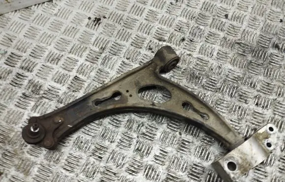 Seat Altea Front lower control arm/wishbone