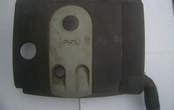 Skoda Octavia Mk2 (1Z) Engine cover (trim)