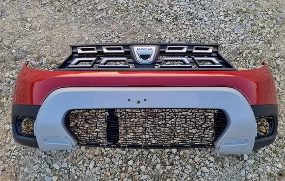 Dacia Duster II Front bumper 620221776R