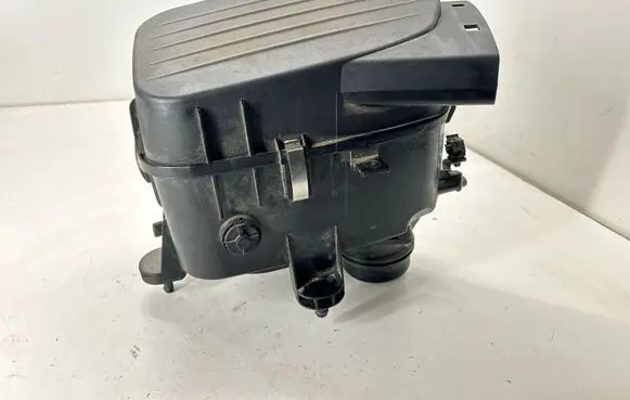 Maserati Ghibli Air filter box 670038725