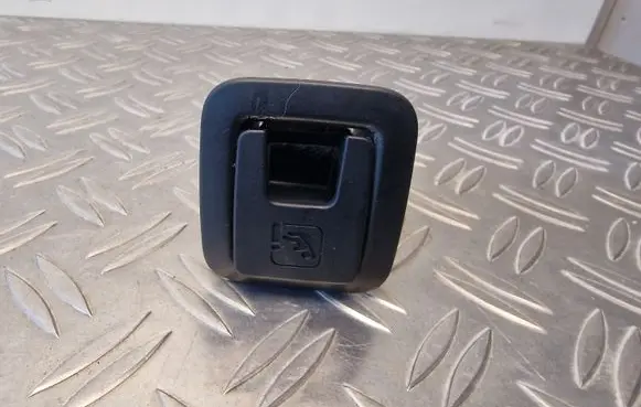 Volkswagen PASSAT B8 ISOFIX cover 3G0887233A