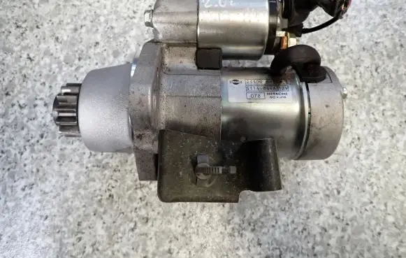 Nissan X-Trail T30 Starter motor