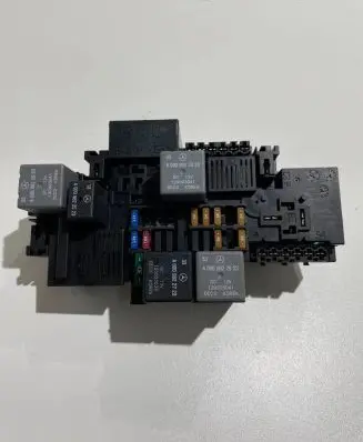 Mercedes-Benz S W222 Fuse module A2229063302 ZGS003