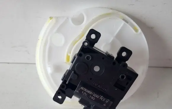 Toyota Corolla E210 E21 A/C air flow flap actuator/motor 0638002242