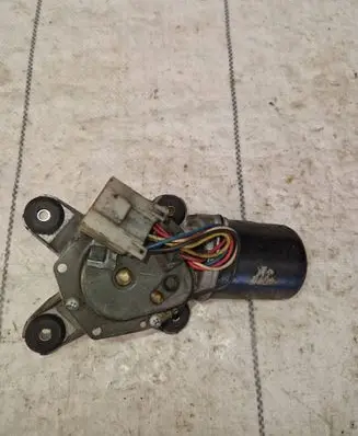 Nissan Patrol Y60 Wiper motor