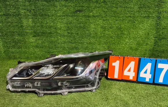Toyota Corolla E210 E21 Headlight/headlamp 8115002T31