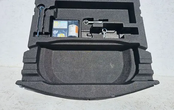 Mazda CX-5 II Other trunk/boot trim element K123688MX