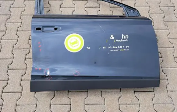 Seat Arona Front door