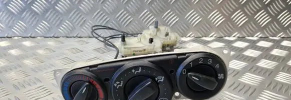 Ford Focus Climate control unit 98AB18C419AF 98AB19289CD