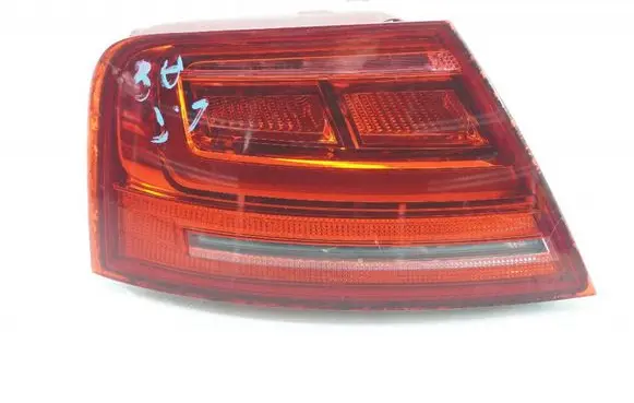 Audi A8 S8 D4 4H Rear/tail lights 4H0945095
