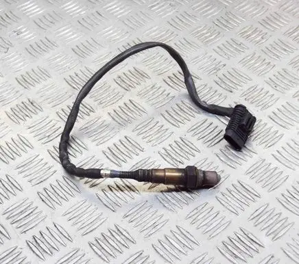 BMW 4 F32 F33 Lambda probe sensor 0258027103 8631047