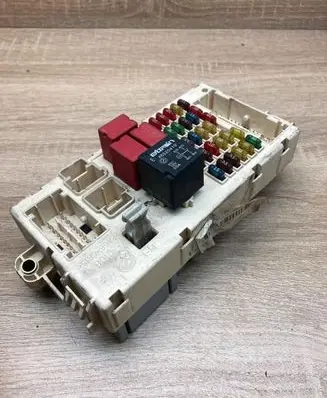 Fiat Stilo Central body control module 51711824 46778898 C106
