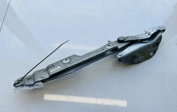 Audi A6 S6 C4 4A Tailgate/trunk/boot hinge 4a5827499a