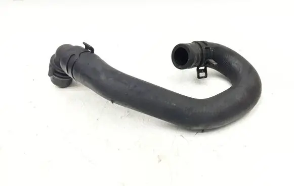 Mercedes-Benz E W212 Engine coolant pipe/hose A2048301096