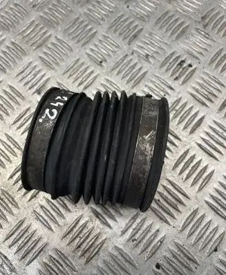 Jeep Grand Cherokee (WK) Turbo air intake inlet pipe/hose