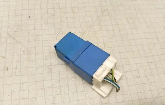 Nissan Primera Other relay 4RA00781303 252309F920
