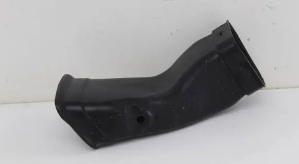 Volvo XC90 Air intake duct part 31370228