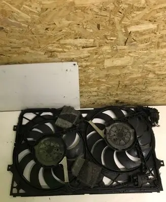 Volkswagen Phaeton Radiator cooling fan shroud 3D0121191Q