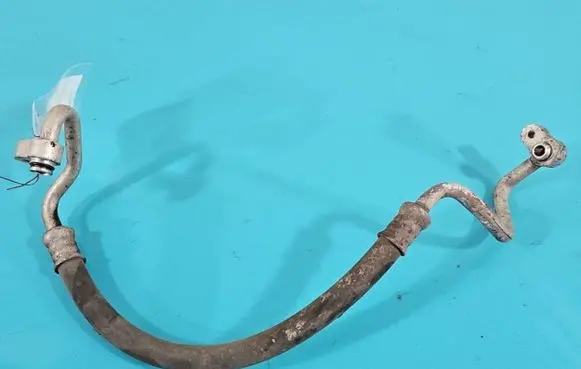 Air conditioning (A/C) pipe/hose