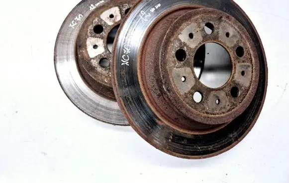 Volvo XC70 Rear brake disc