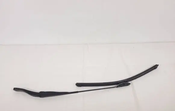 Dacia Sandero II Front wiper blade arm 288865045R
