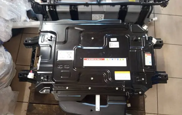 Hyundai Ioniq Hybrid / electric car battery 37504G2610 0200384500