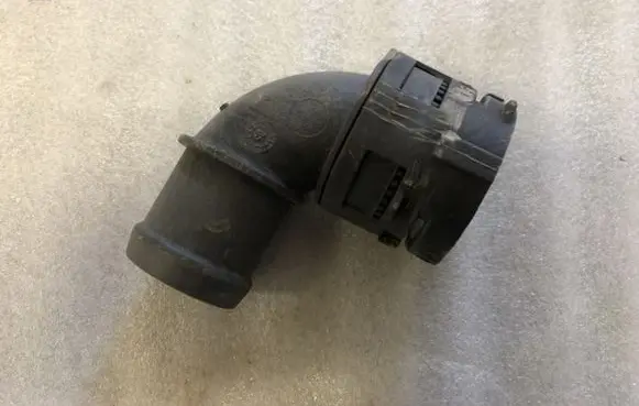 Volkswagen Golf V Engine coolant pipe/hose 1K0122291L