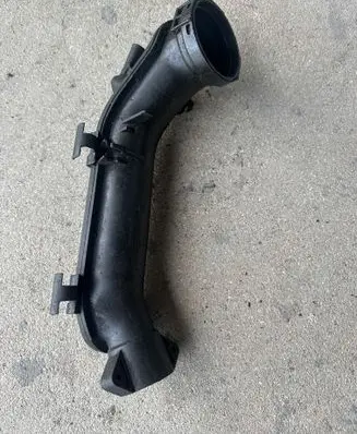 Intercooler hose/pipe