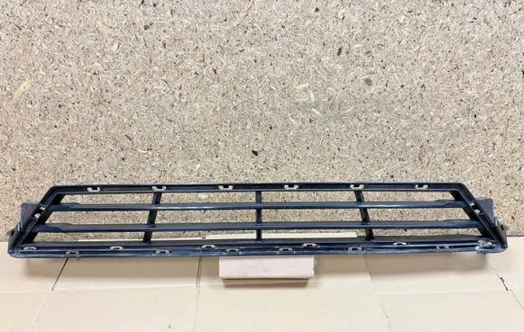 BMW X3 G01 Front bumper lower grill 9451134