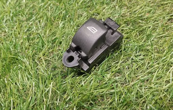 Volvo S60 Electric window control switch 31272012
