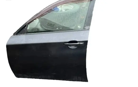 Subaru Impreza III Front door