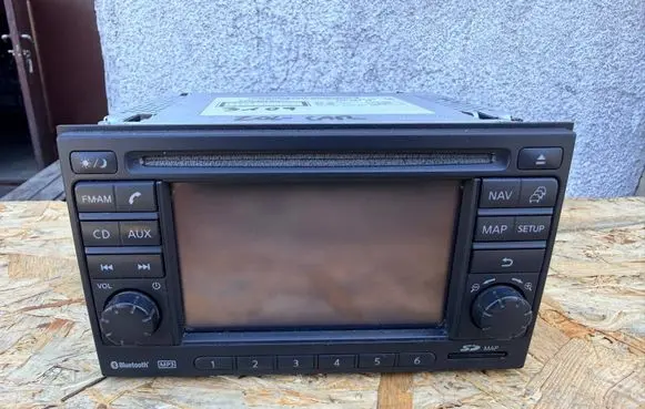 Nissan Qashqai+2 Radio/CD/DVD/GPS head unit 25915BH30E