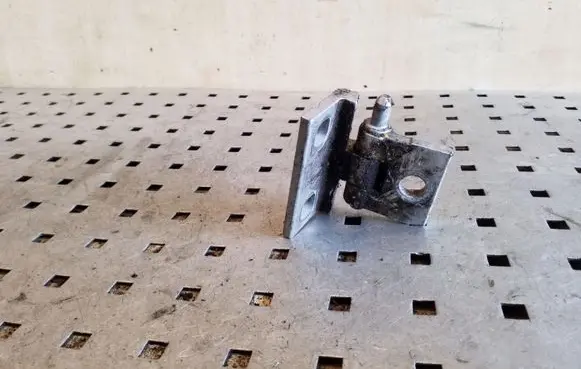 Volvo S60 Rear door lower hinge