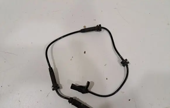 BMW 4 F32 F33 ABS brake wheel speed sensor 6791223 6884422