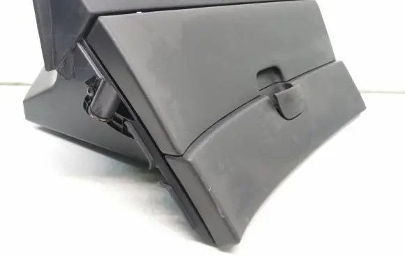 Nissan Qashqai Glove box P10810A7760007 68520jd900 68520jd91a