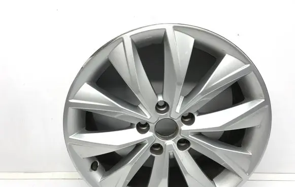 Seat Ateca R17 alloy rim 575601025B